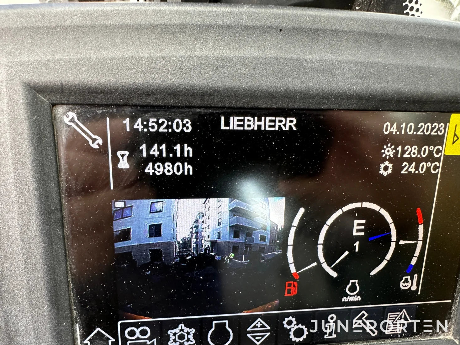 Bandgrävare Liebherr R914 Compact med tiltrotator
