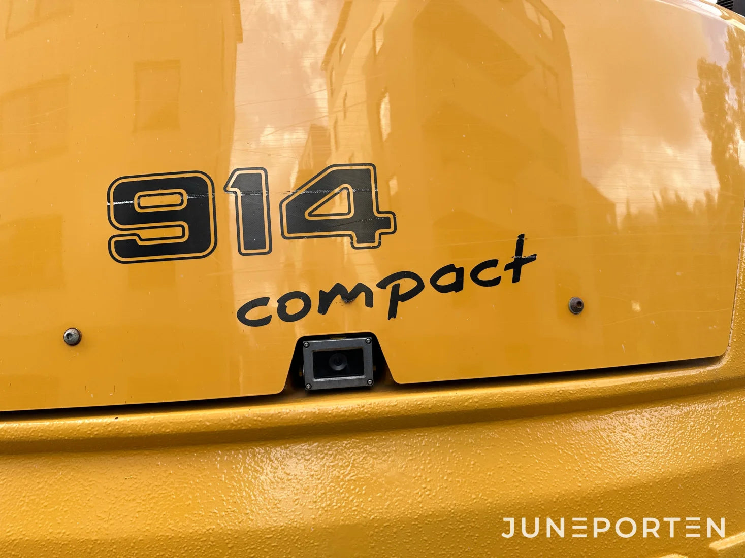 Bandgrävare Liebherr R914 Compact med tiltrotator