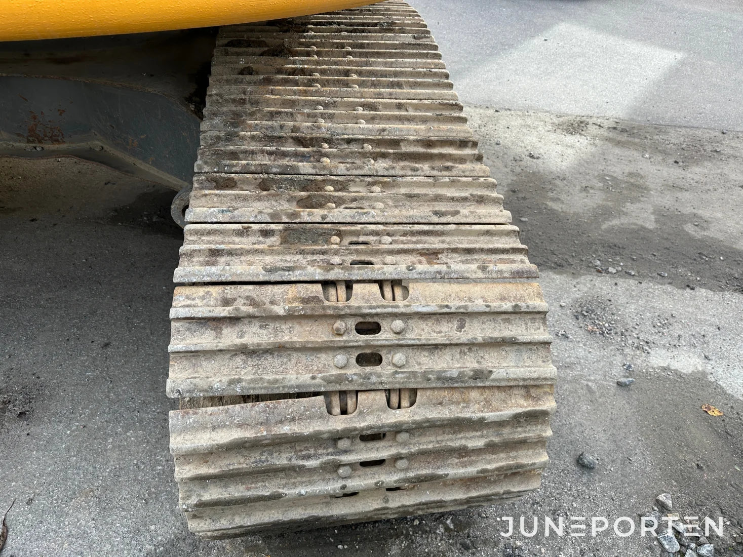 Bandgrävare Liebherr R914 Compact med tiltrotator