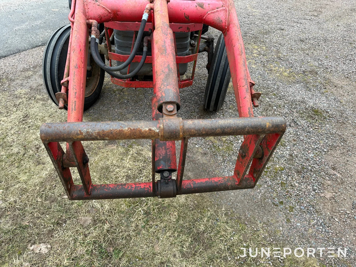 Massey Ferguson 135 med lastare - 67