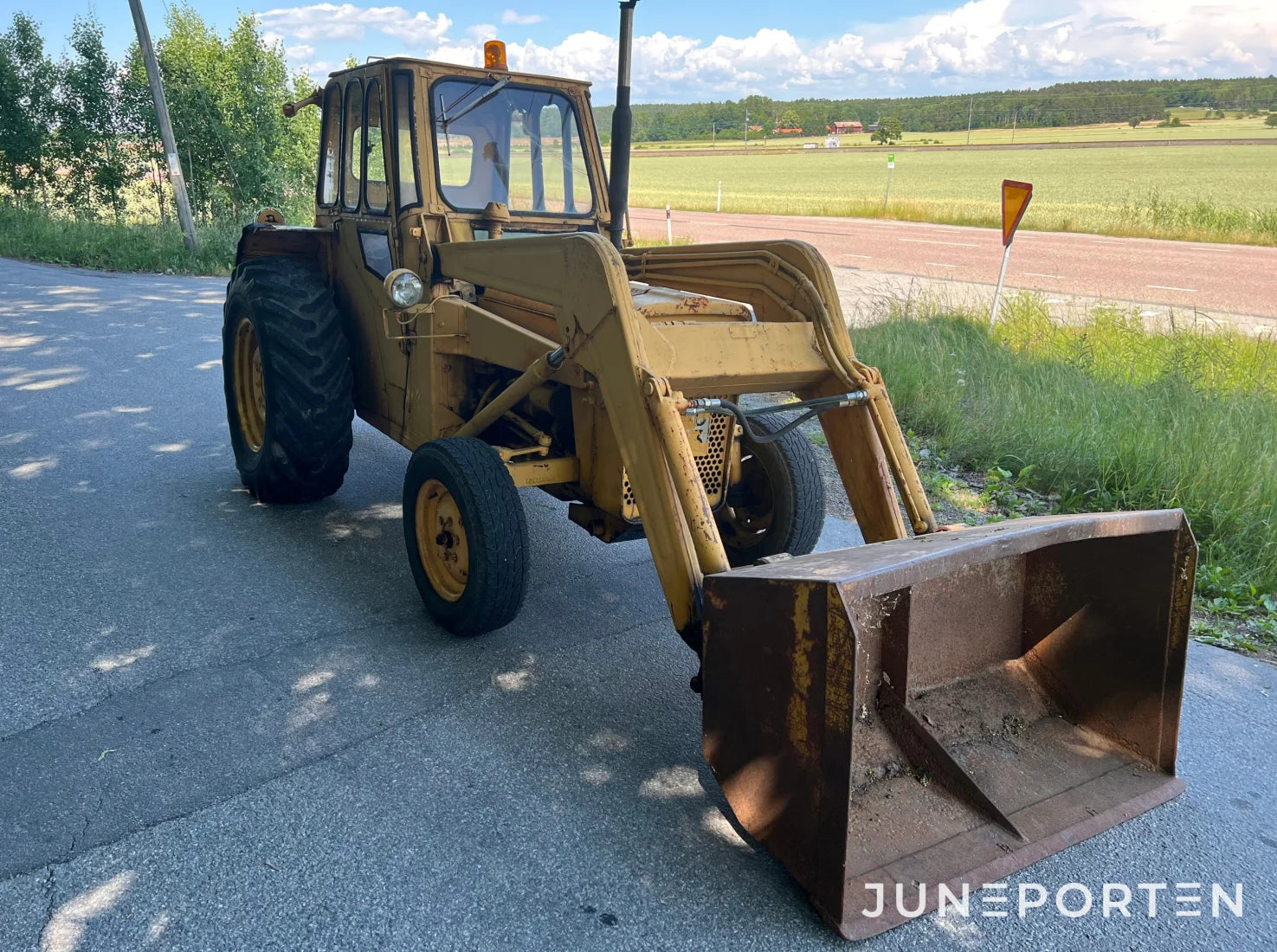 Massey Ferguson 205