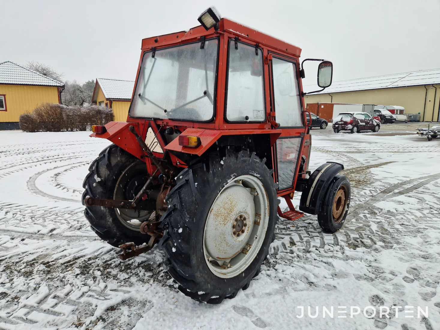 Massey Ferguson 240-2