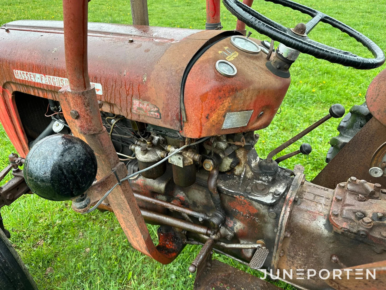 Massey Ferguson  35