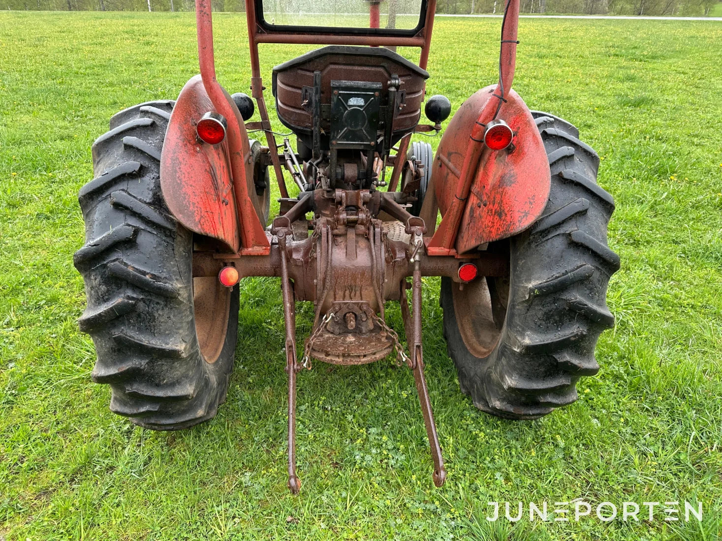 Massey Ferguson  35