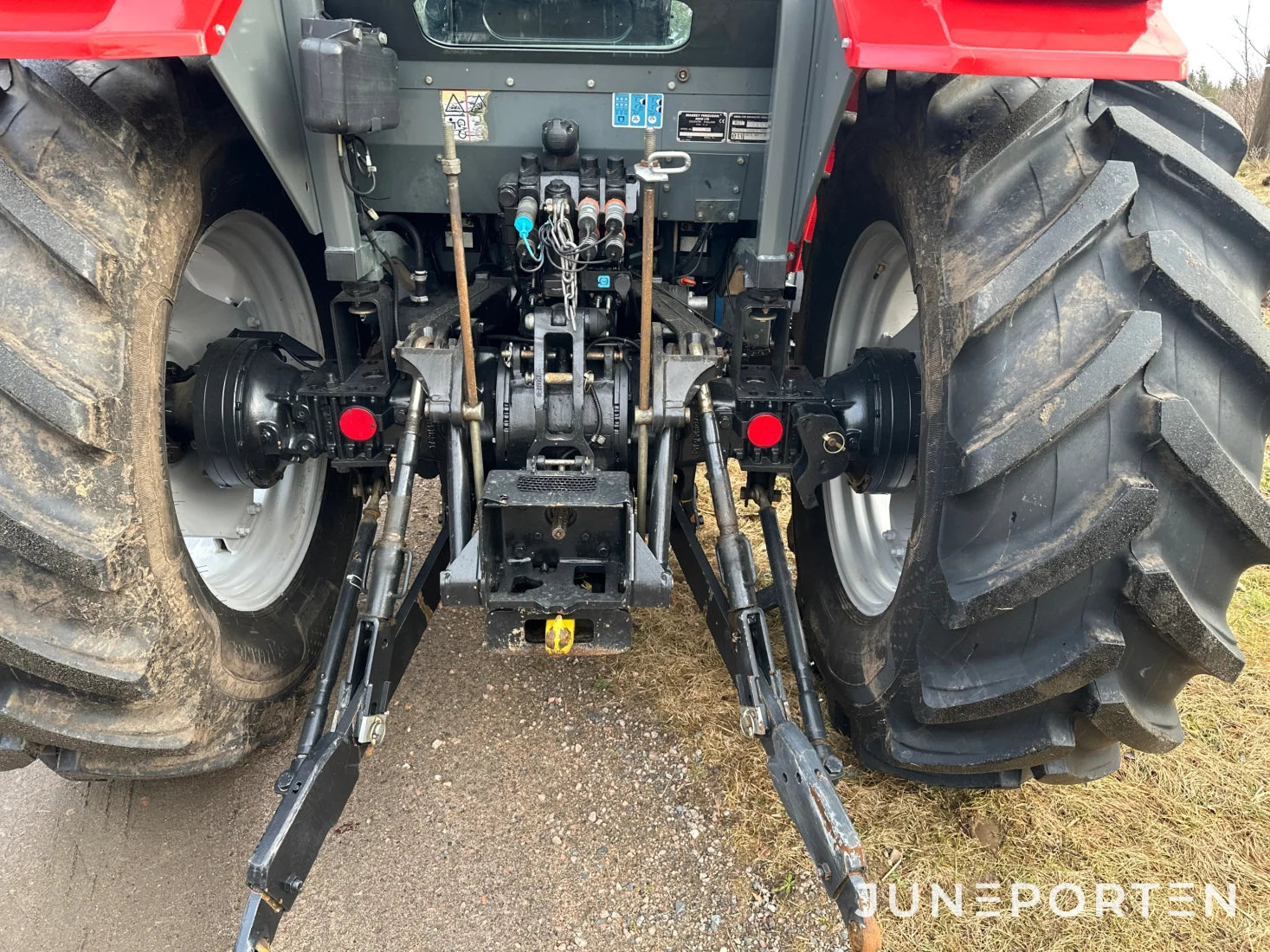 Massey Ferguson 4255 4WD