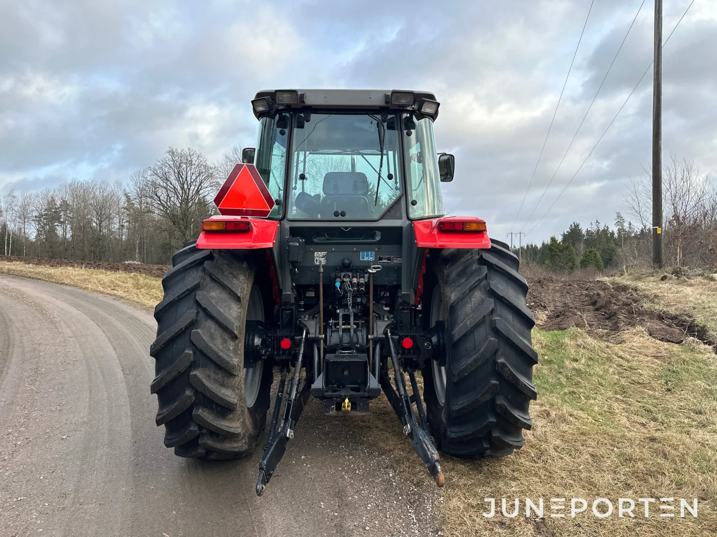 Massey Ferguson 4255 4WD