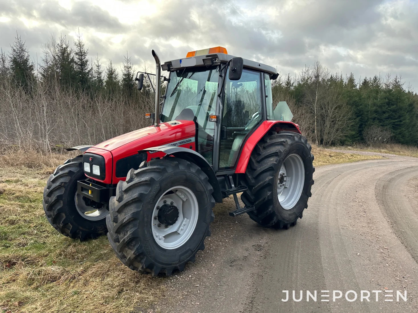 Massey Ferguson 4255 4WD