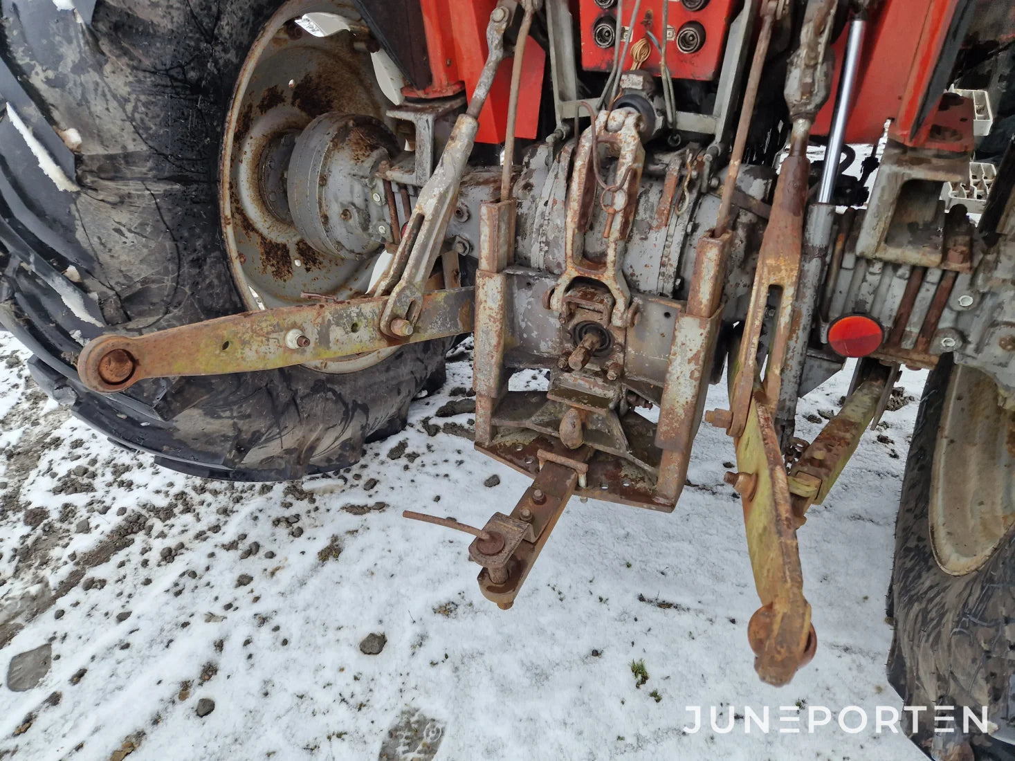 Massey Ferguson 575 MP 4WD