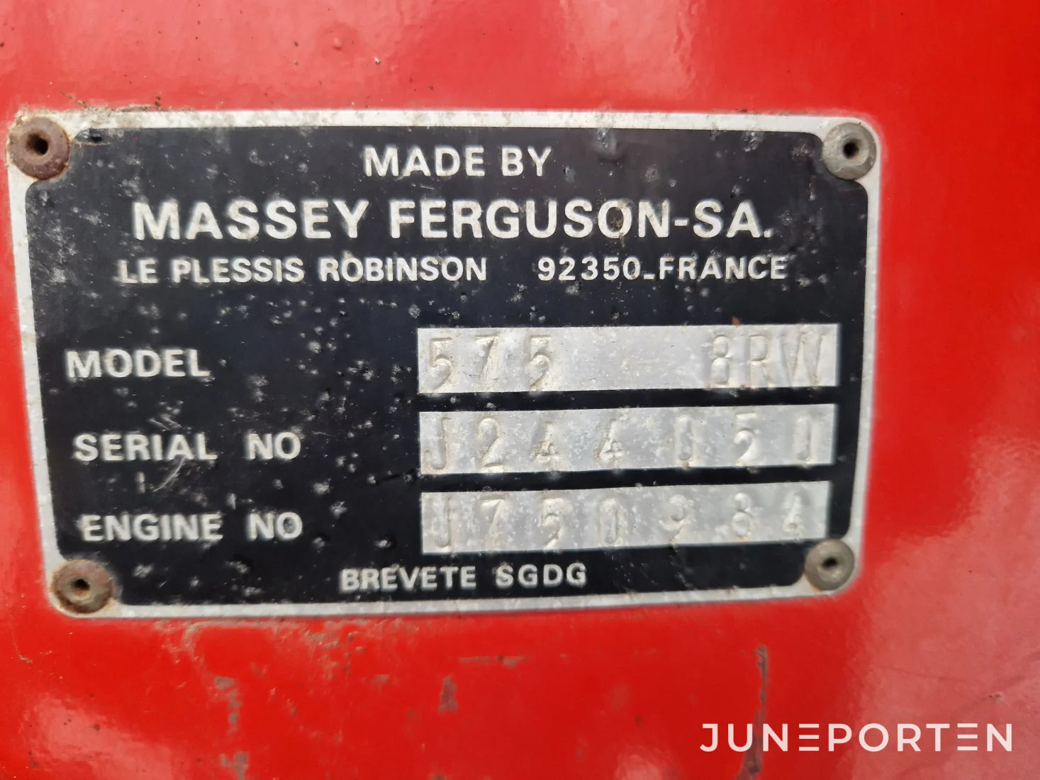 Massey Ferguson 575 MP 4WD