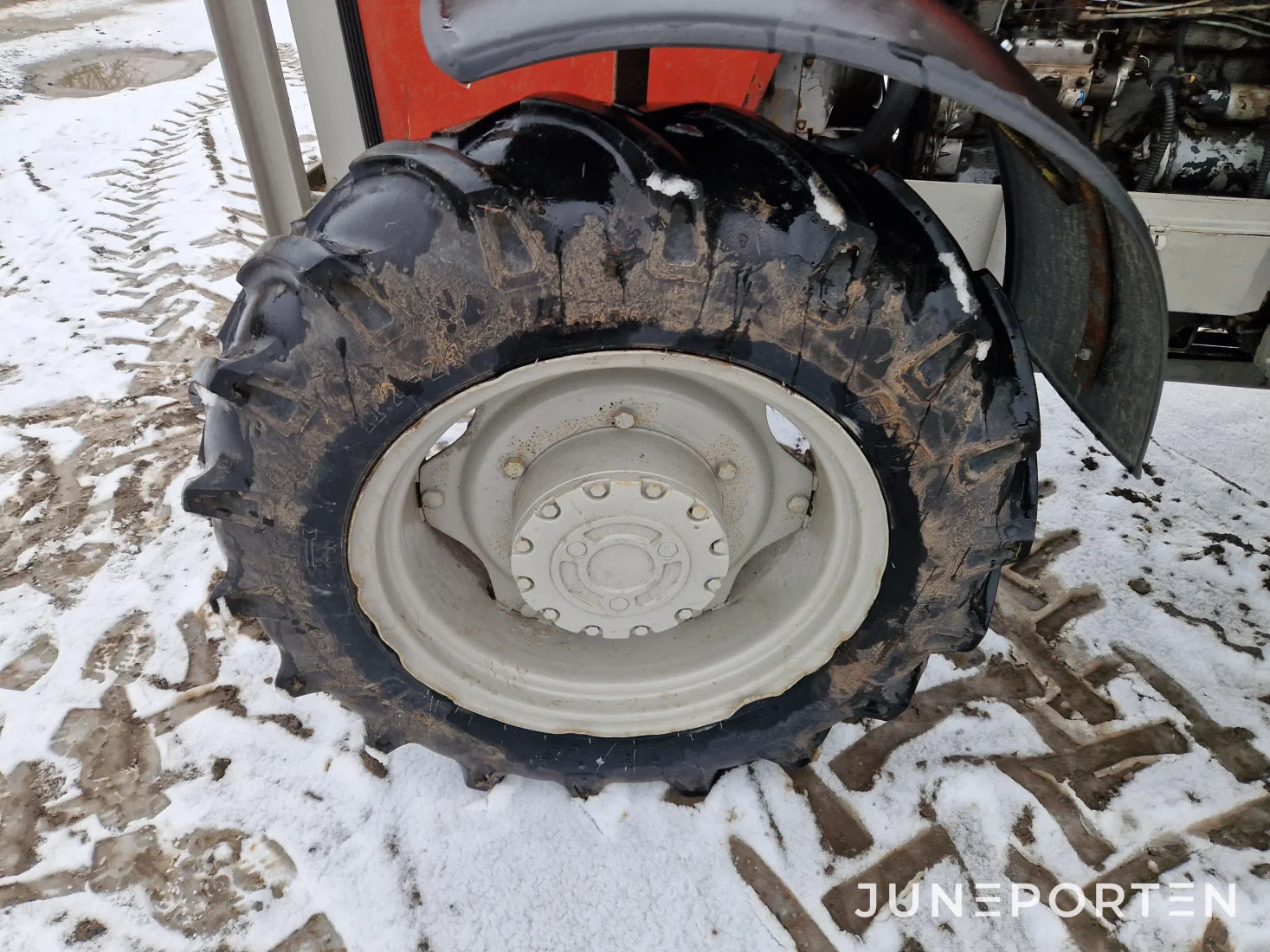 Massey Ferguson 575 MP 4WD