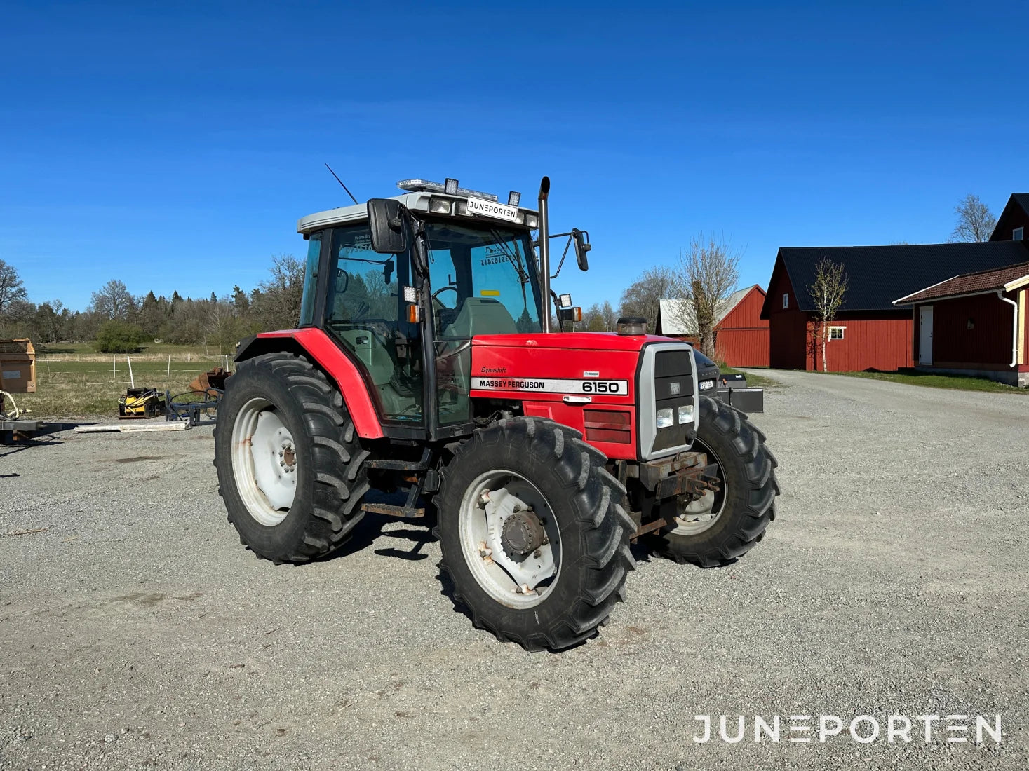 Massey Ferguson 6150 4WD