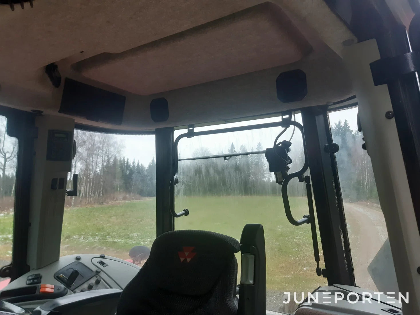 Massey Ferguson 6480 Dyna-6