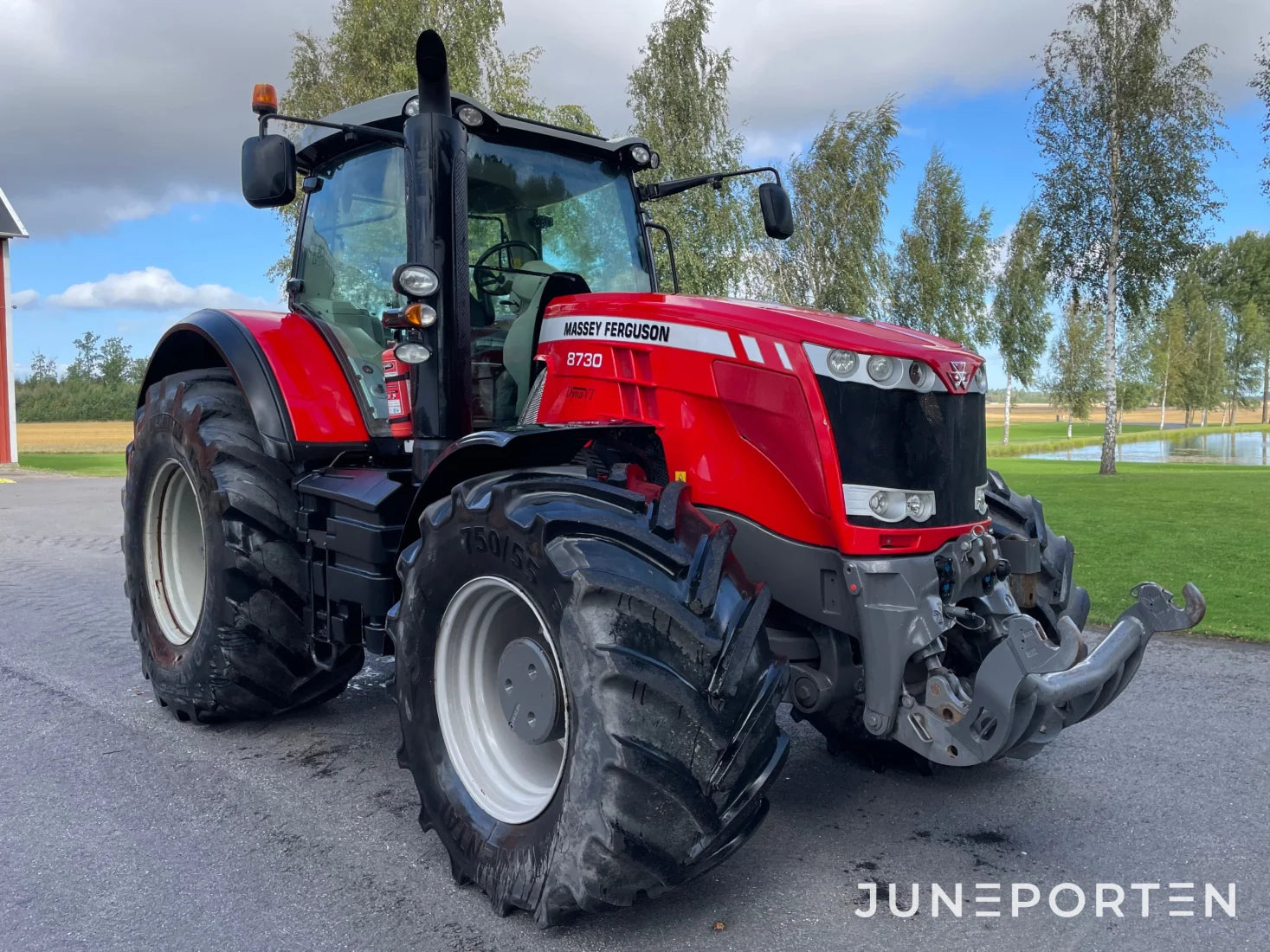 Massey Ferguson 8730