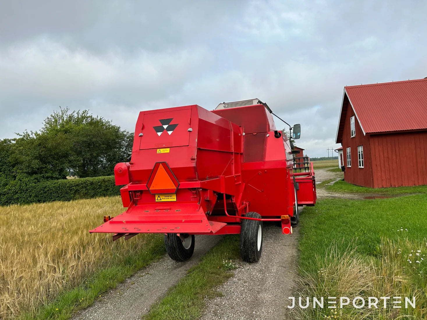 Skördetröska Massey Ferguson 17