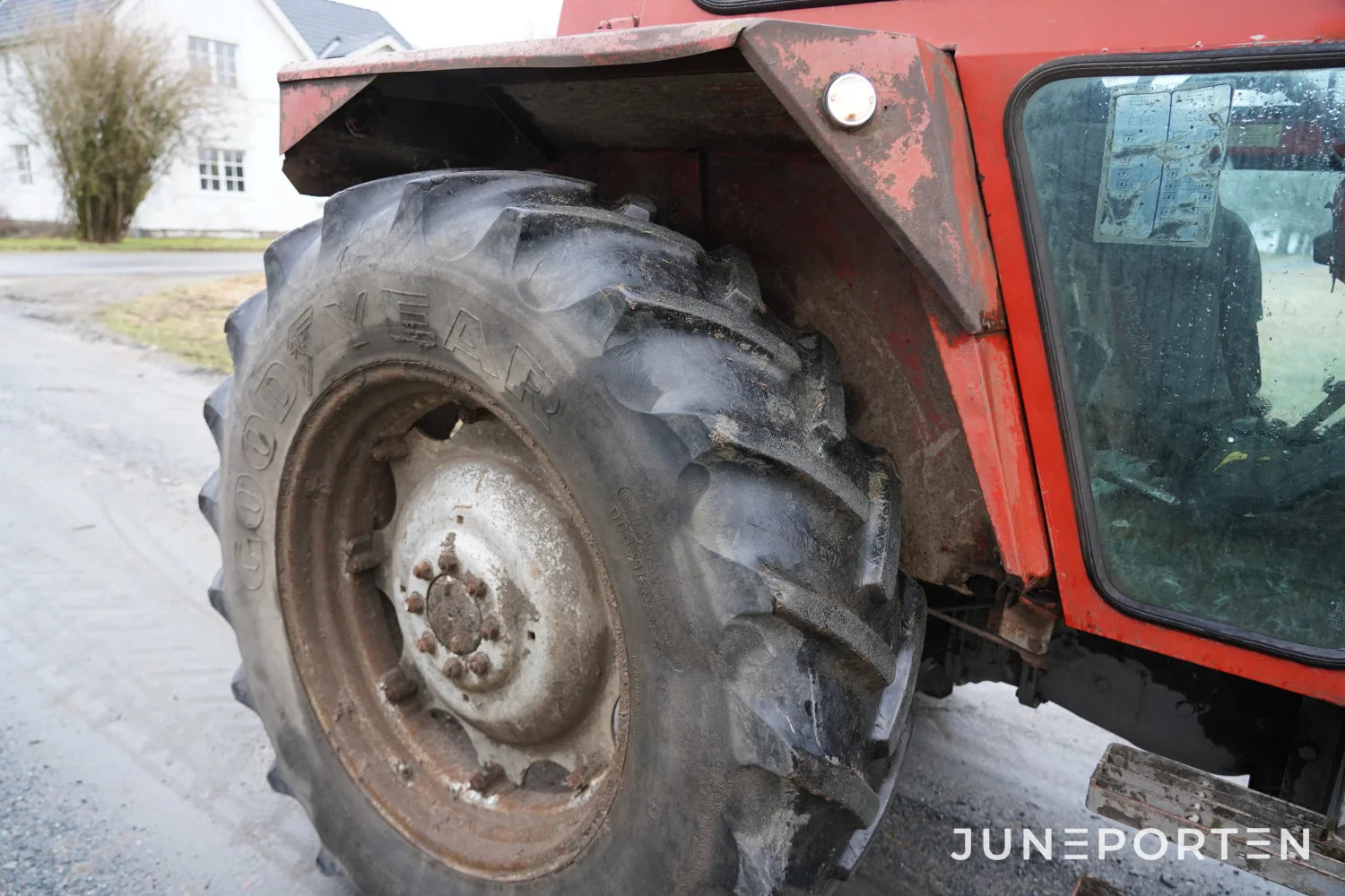 Massey Ferguson 575-2 8V