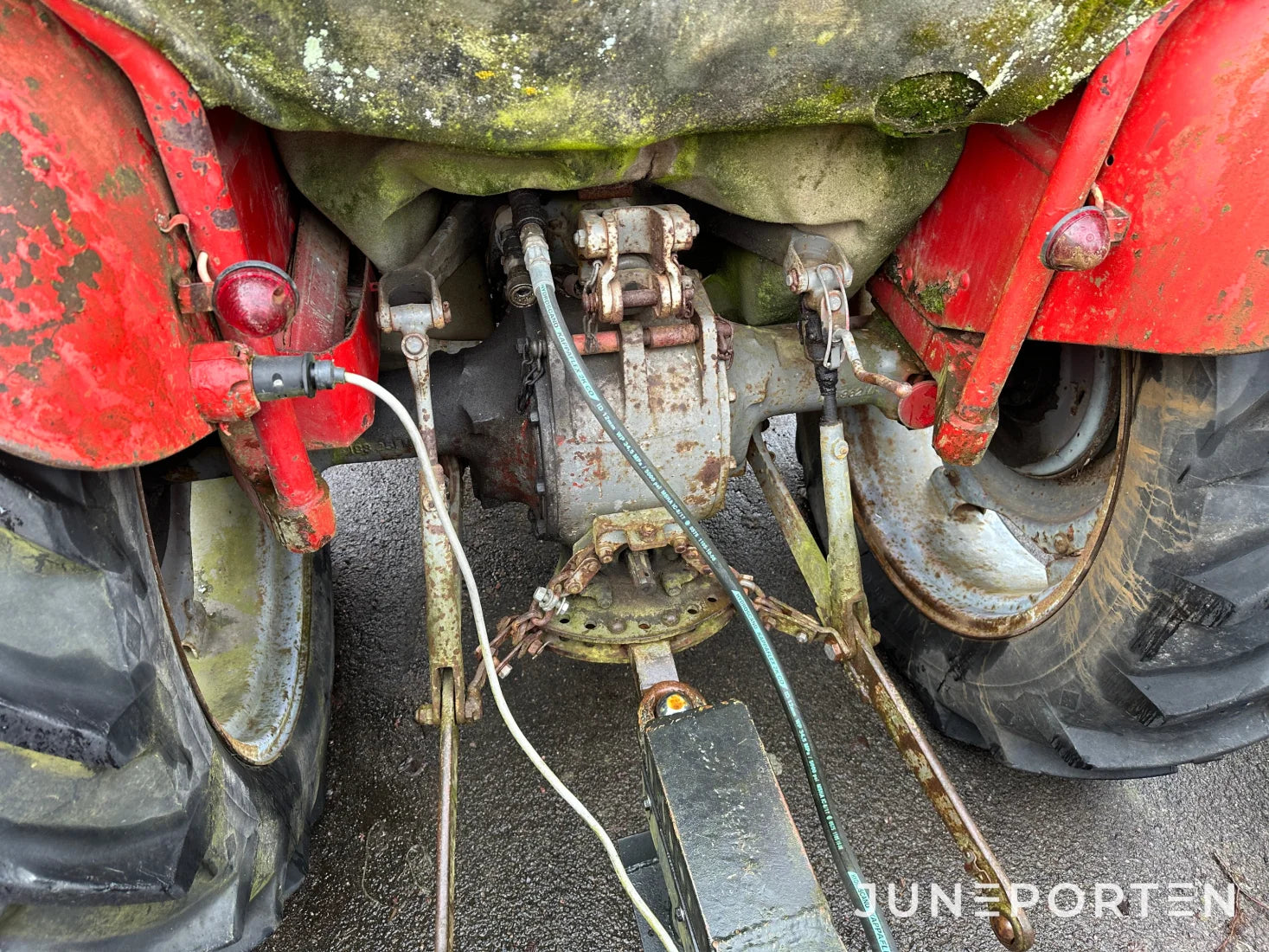 Massey Ferguson 135 med lastare