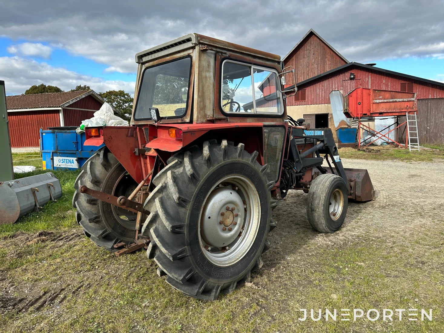 Massey Ferguson 565-2 med lastare