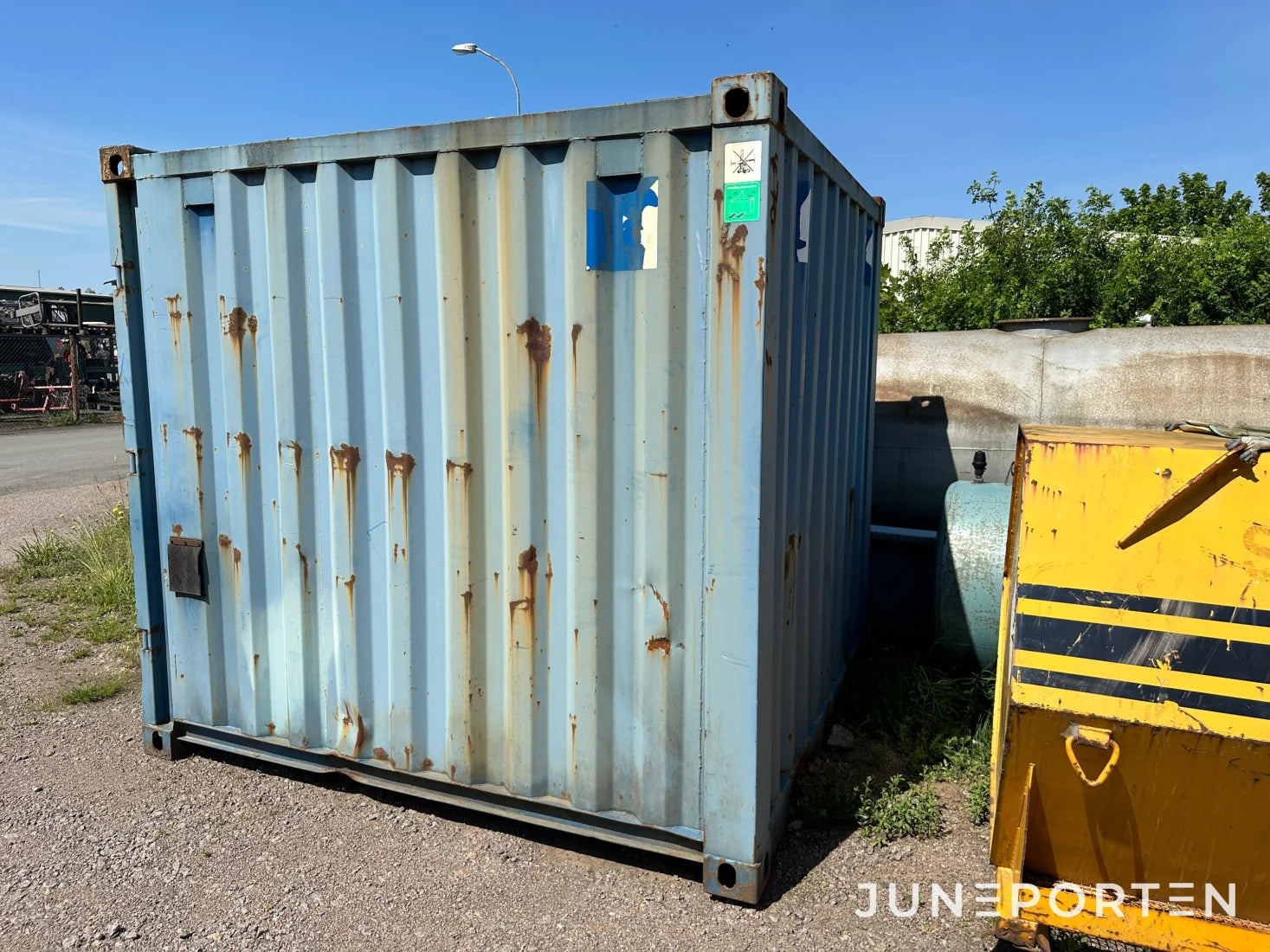 Miljöcontainer med farmartank