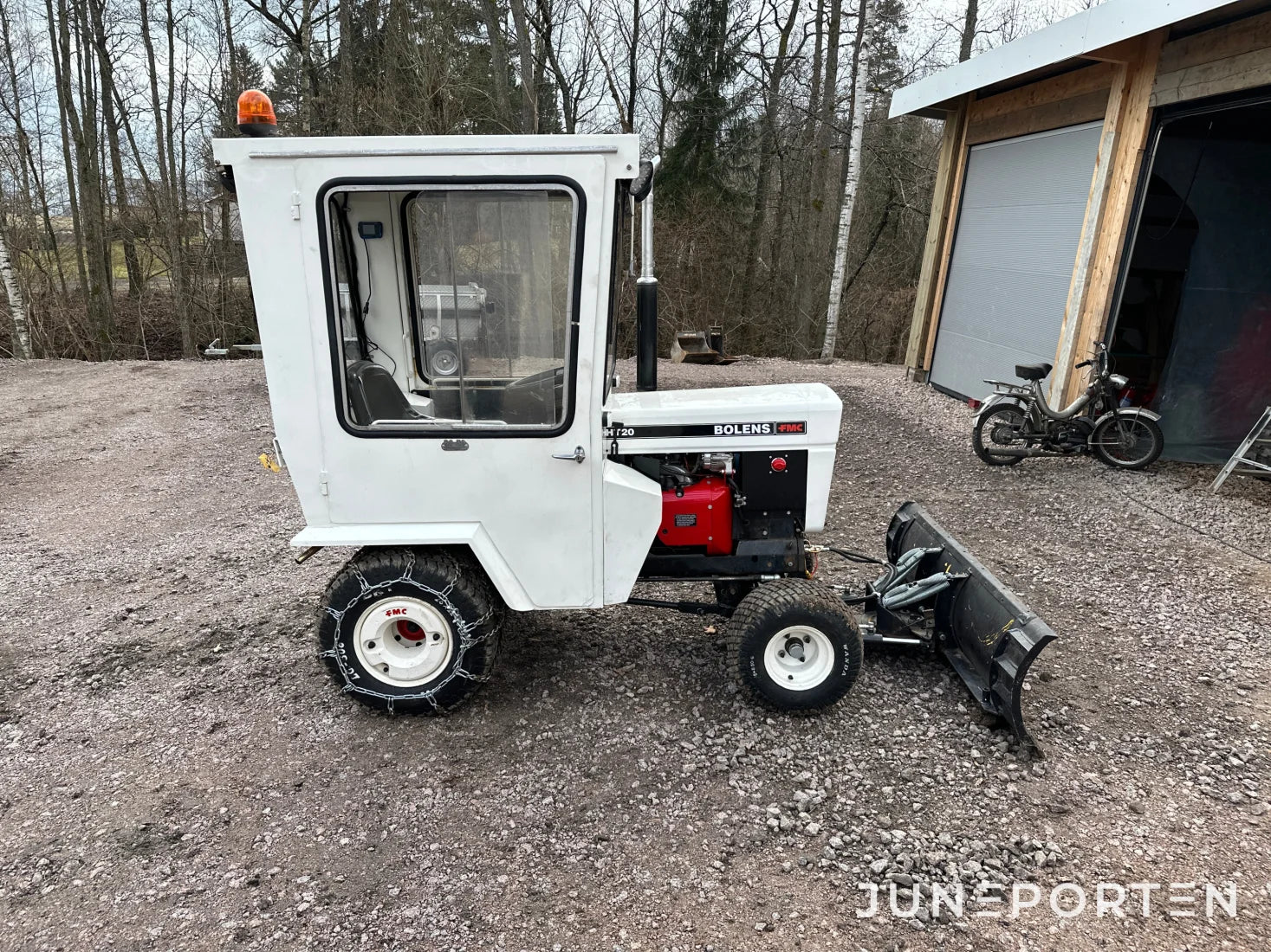 Minitraktor Bolens FMC HT 20