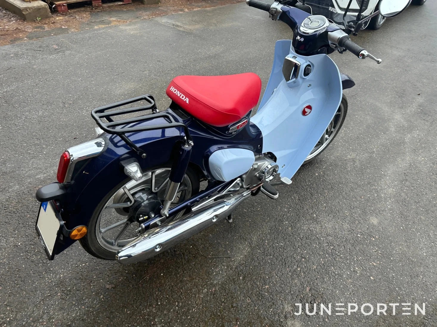 Motorcykel Honda C125
