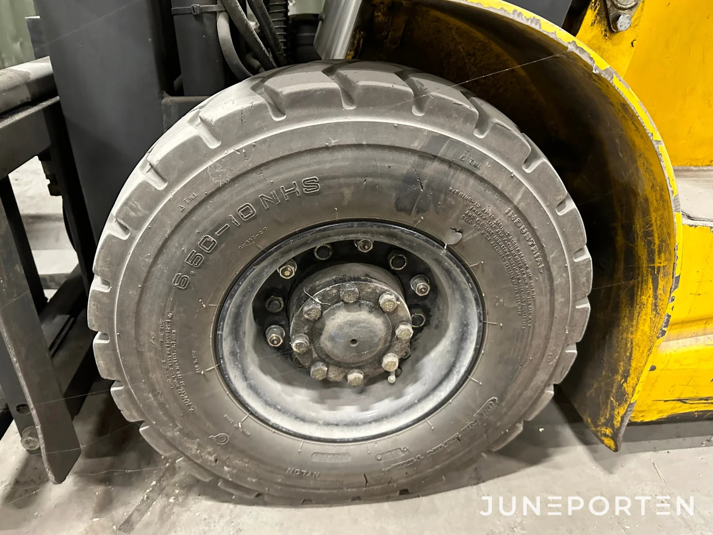Motviktstruck FB 20 med laddare