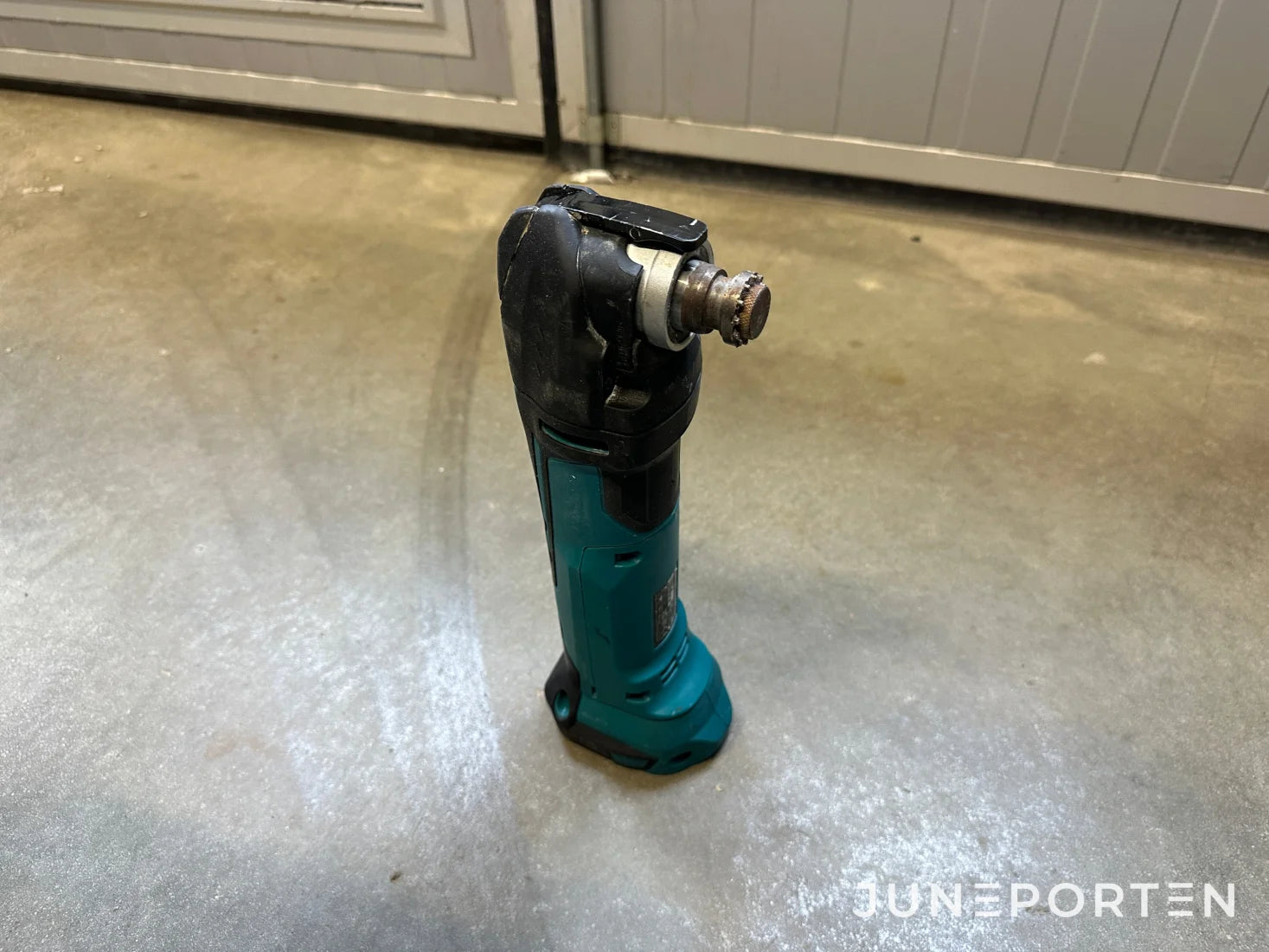 Multiverktyg Makita DTM51