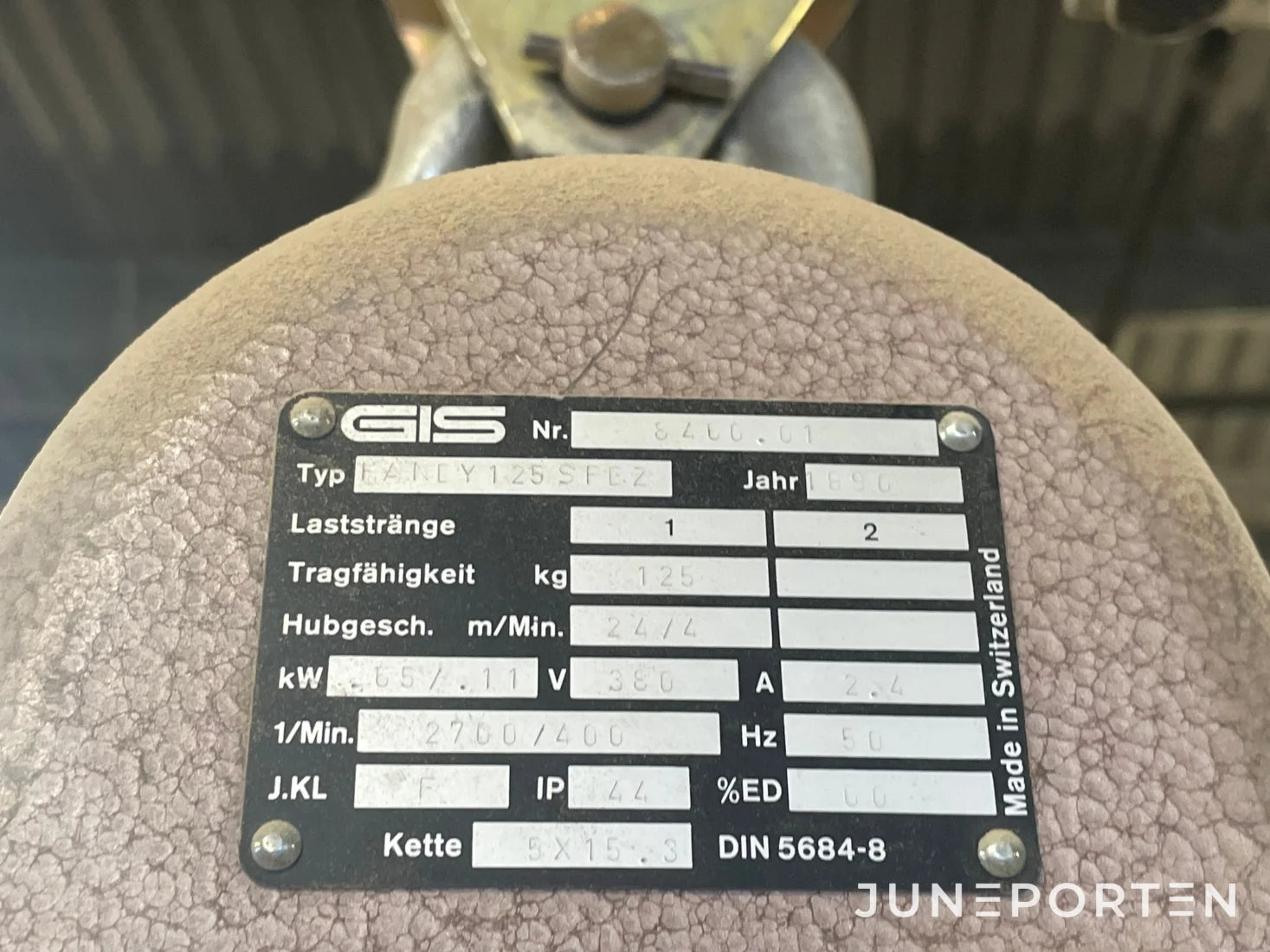 Pelarsvängkran Transman med vakuumlyft