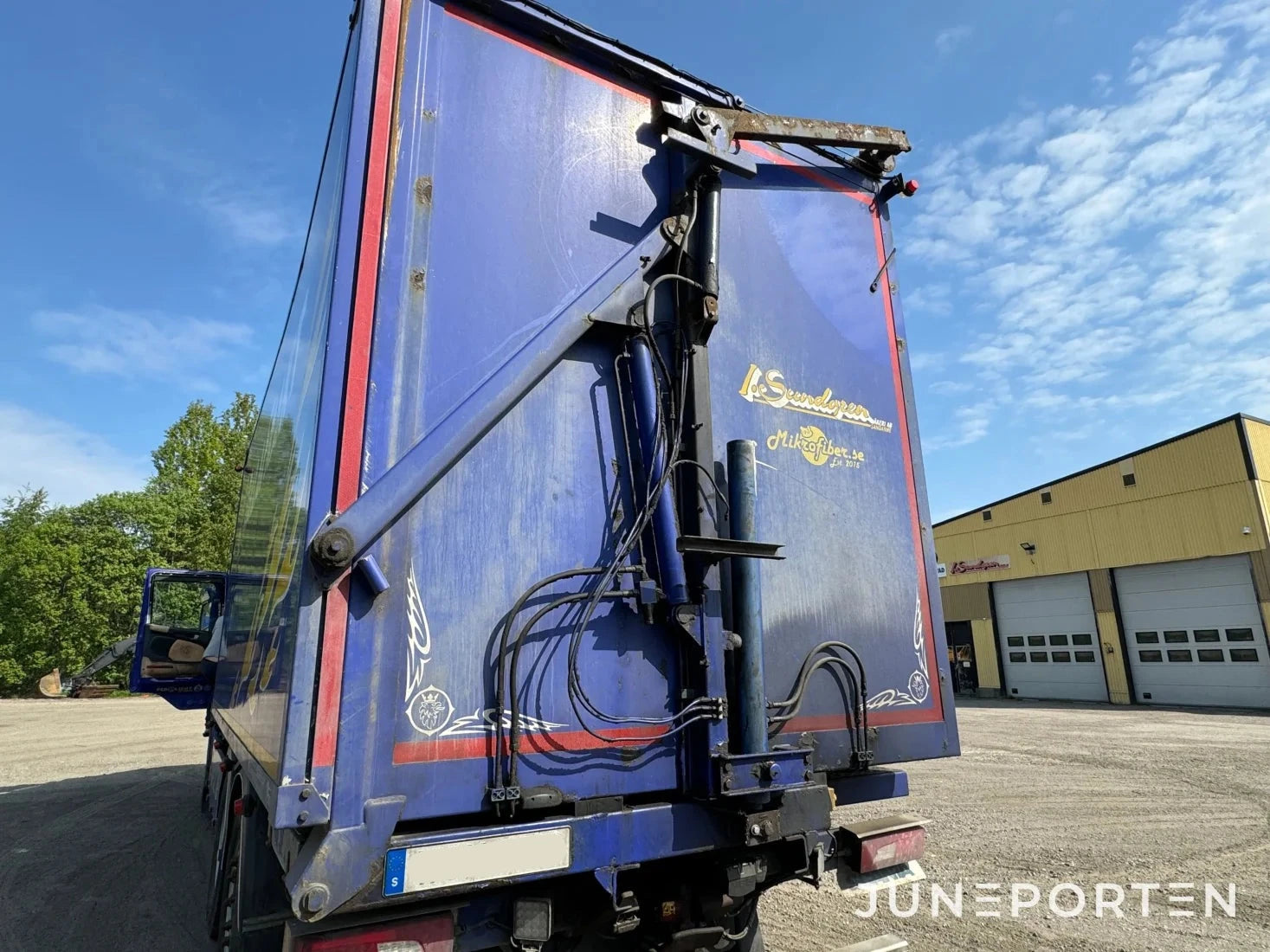 Flisbil Scania R560
