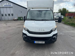 Skåpbil Iveco Daily med bakgavellyft