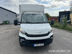 Skåpbil Iveco Daily med bakgavellyft