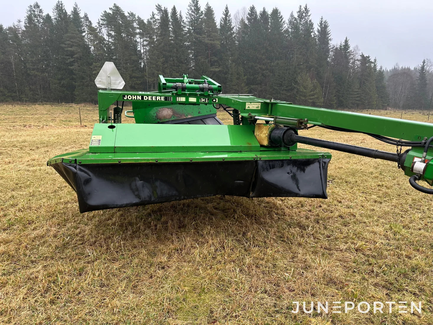 Slåtterkross John Deere 1350