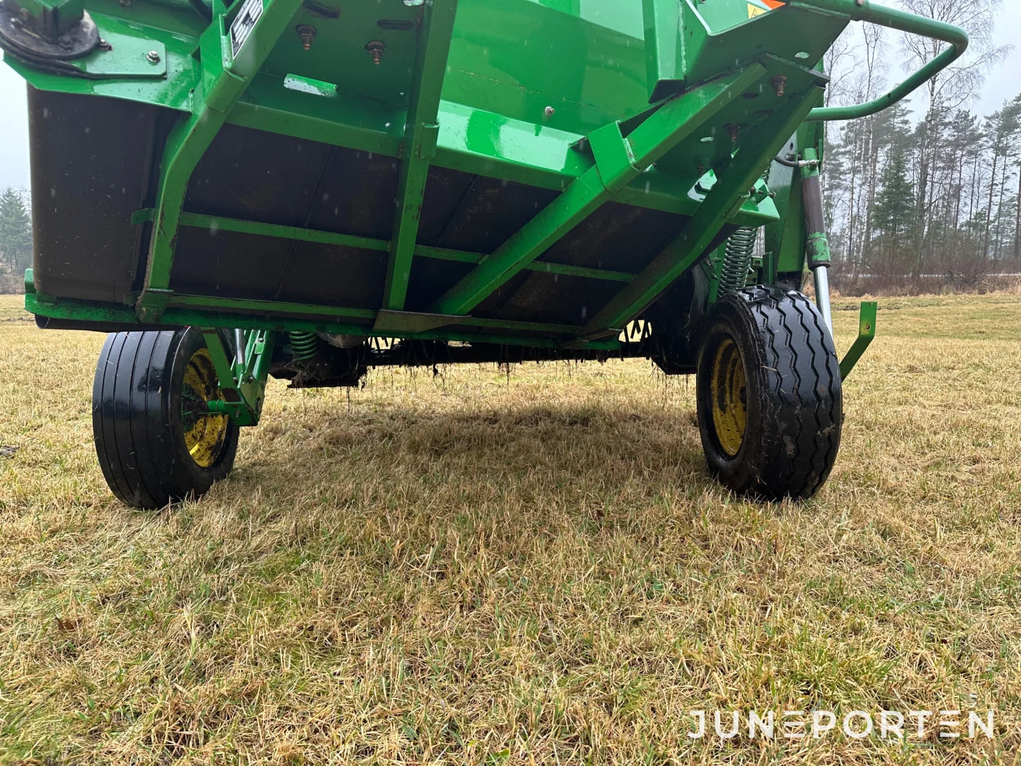 Slåtterkross John Deere 1350