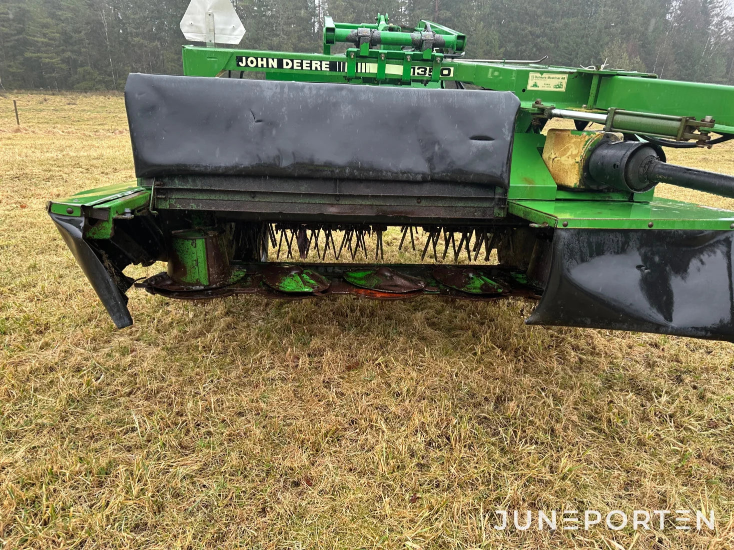 Slåtterkross John Deere 1350