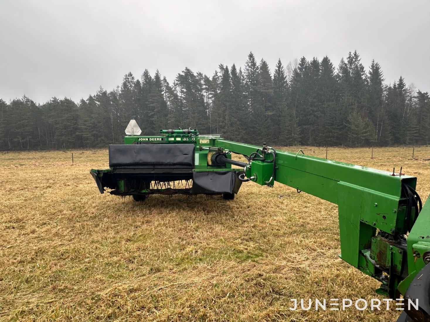 Slåtterkross John Deere 1350