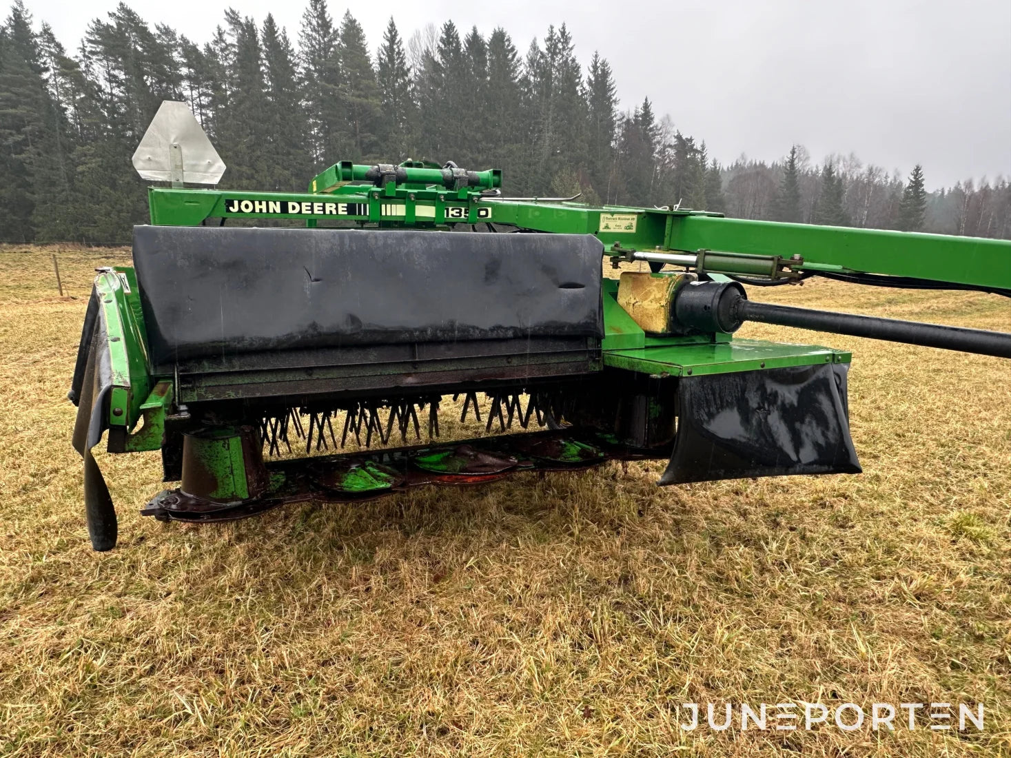 Slåtterkross John Deere 1350