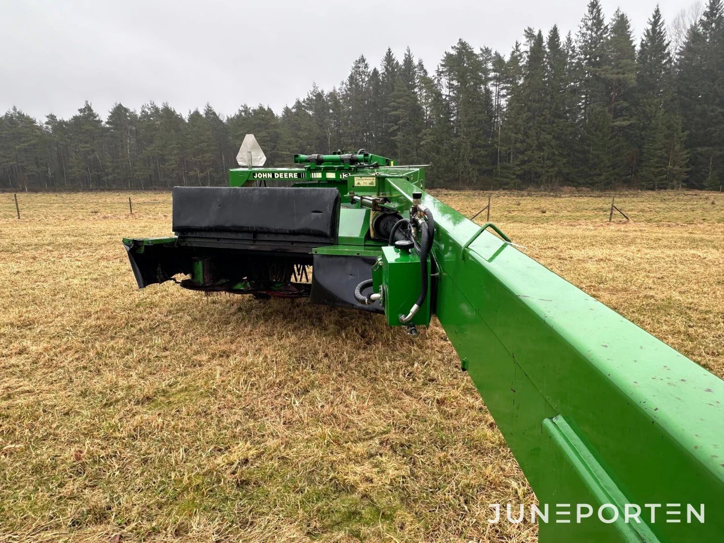 Slåtterkross John Deere 1350