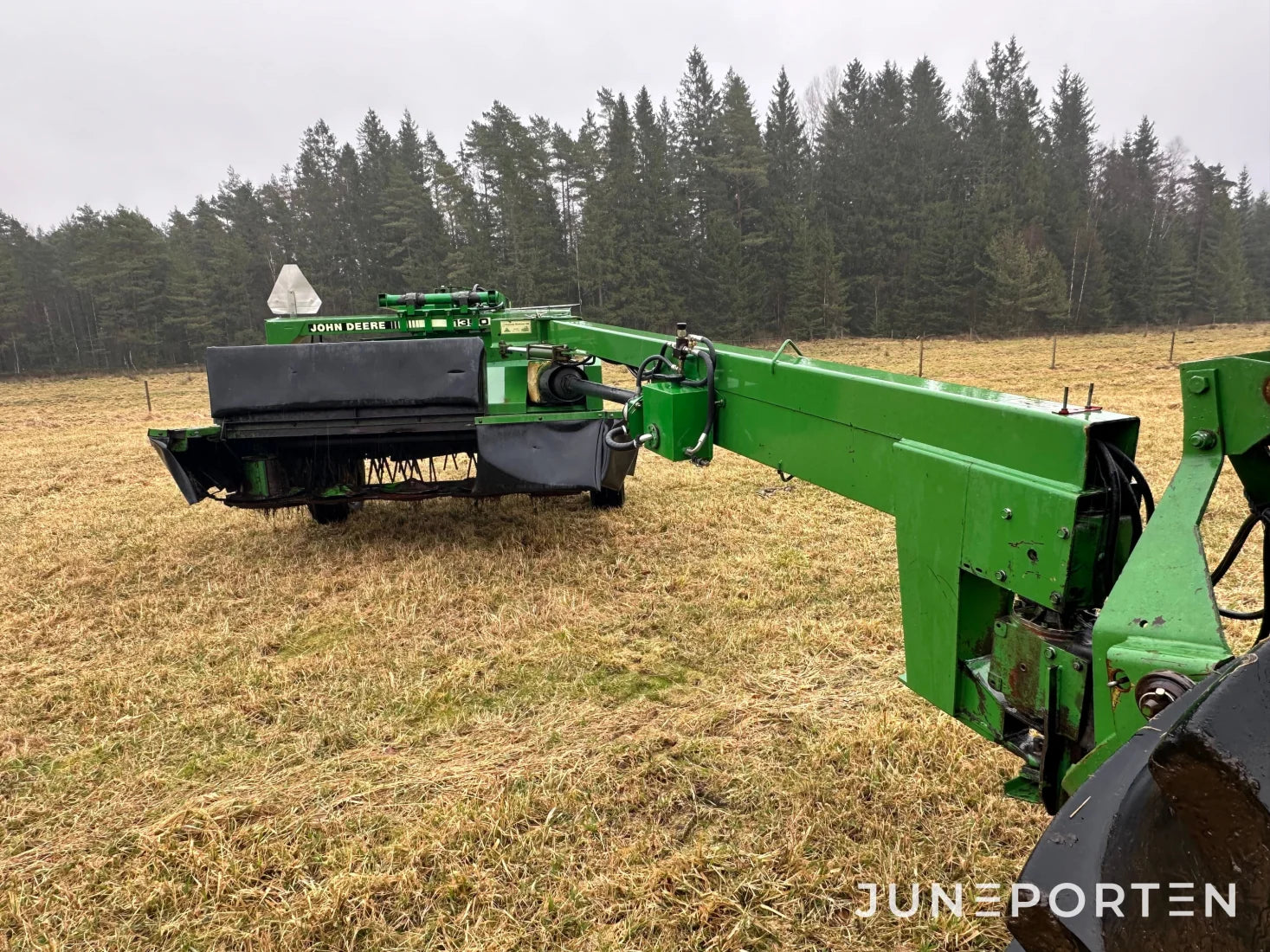 Slåtterkross John Deere 1350