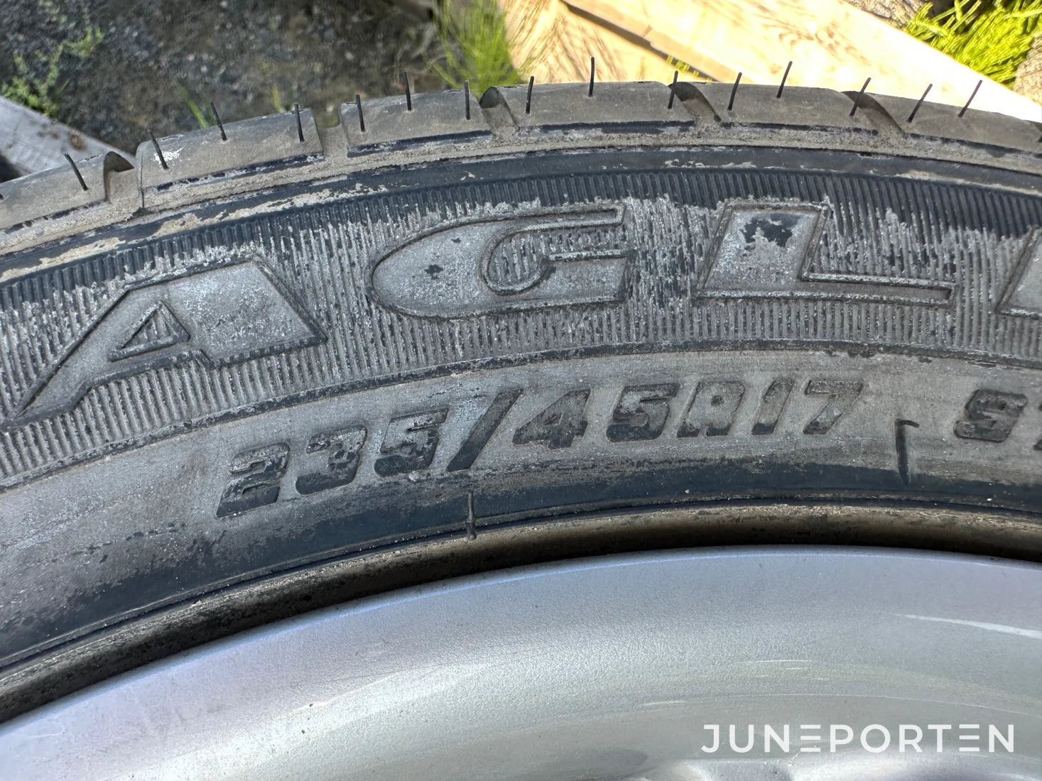 Sommardäck Good Year 235/45 R 17