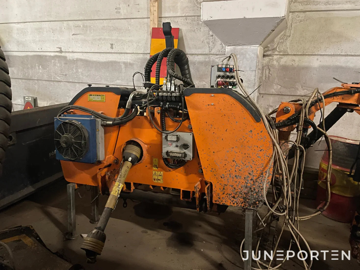 Frontmonterad Stolp & Räckesklippare Hymach