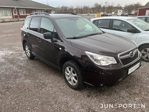 Subaru Forester 2.0 DX 4WD