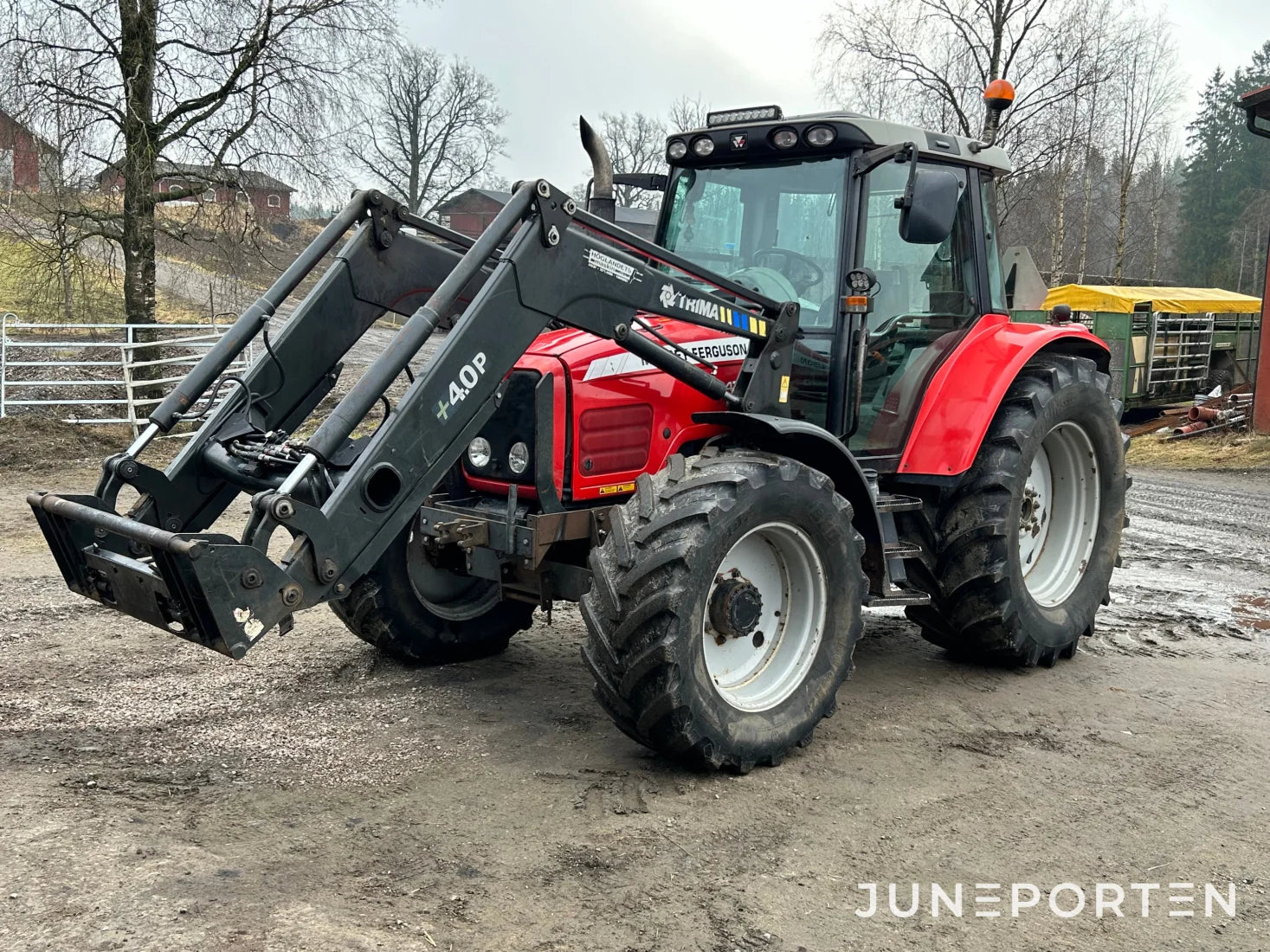 Massey Ferguson 6470 med lastare