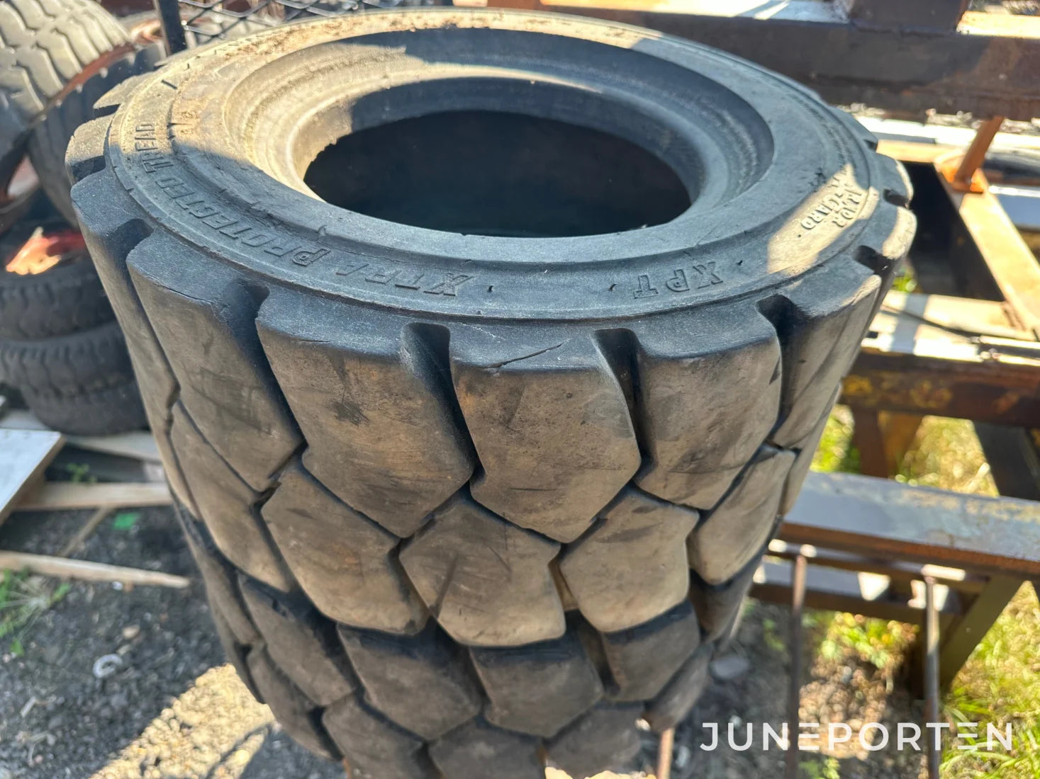 Truckdäck 21x8-10