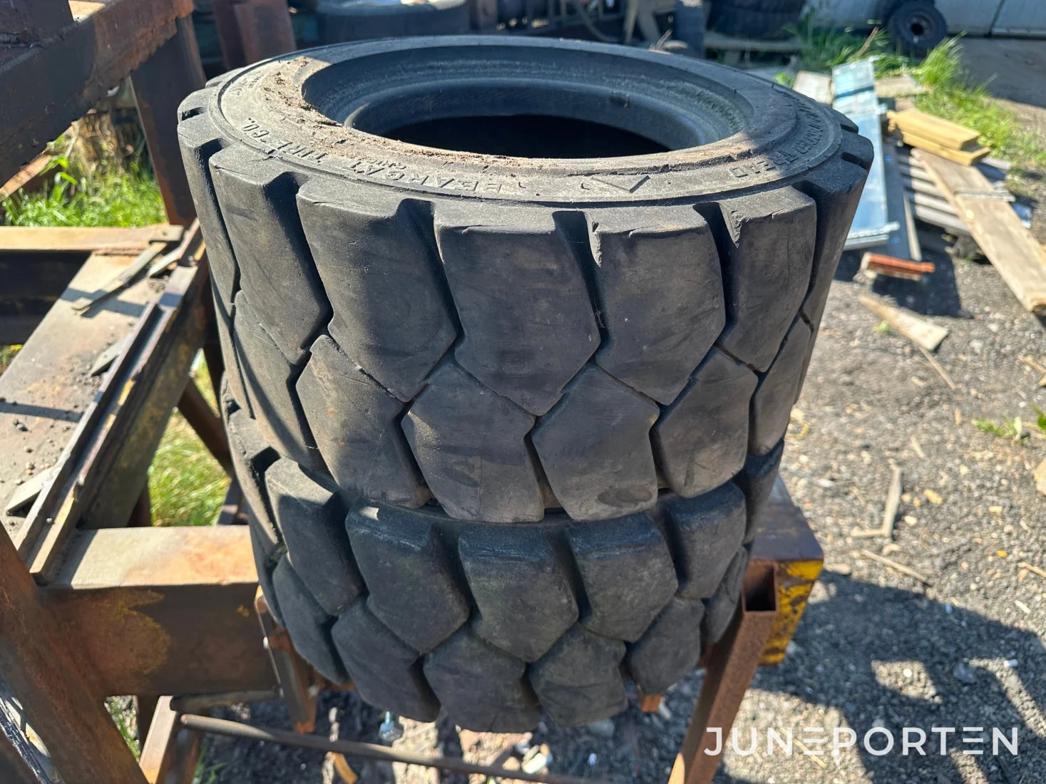 Truckdäck 21x8-10