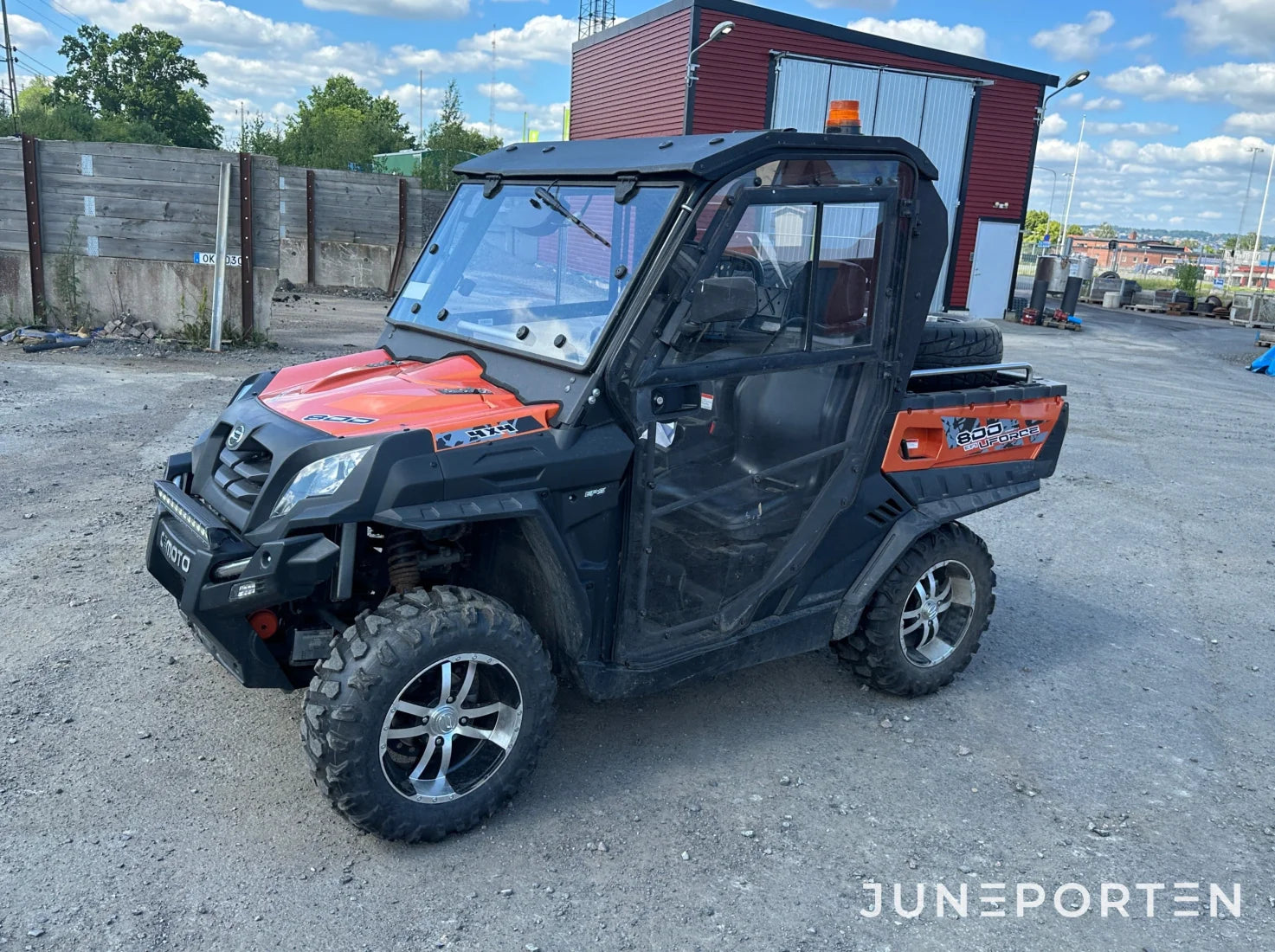 UTV CFMOTO UFORCE 800