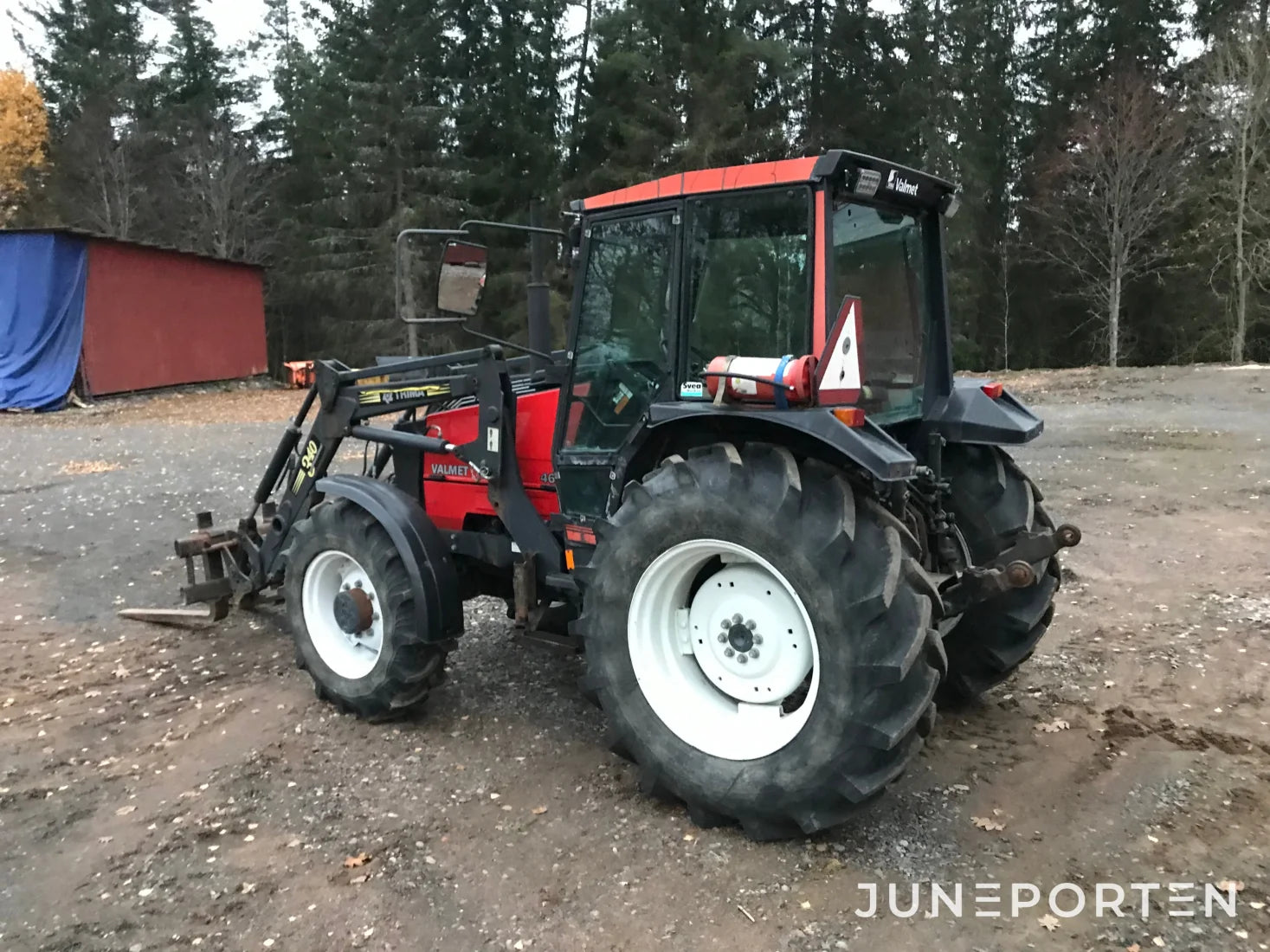 Valmet 465-4 med lastare