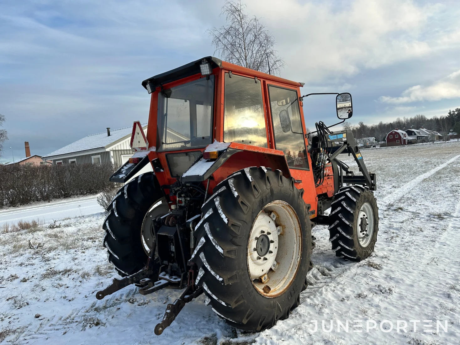 Valmet 605-4 med lastare