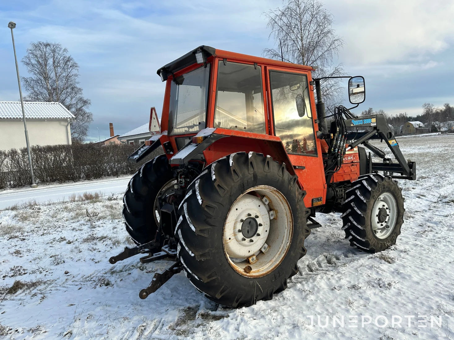 Valmet 605-4 med lastare
