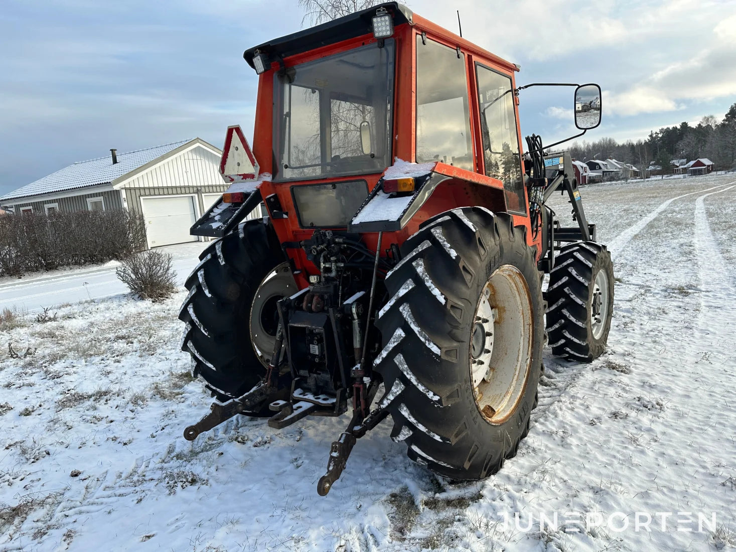 Valmet 605-4 med lastare