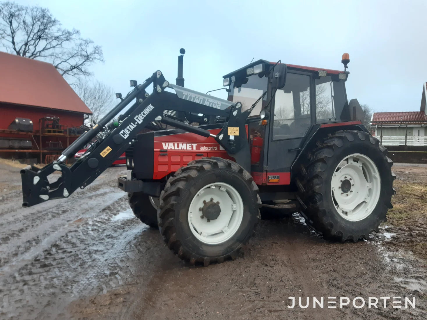 Valmet 805 med lastare