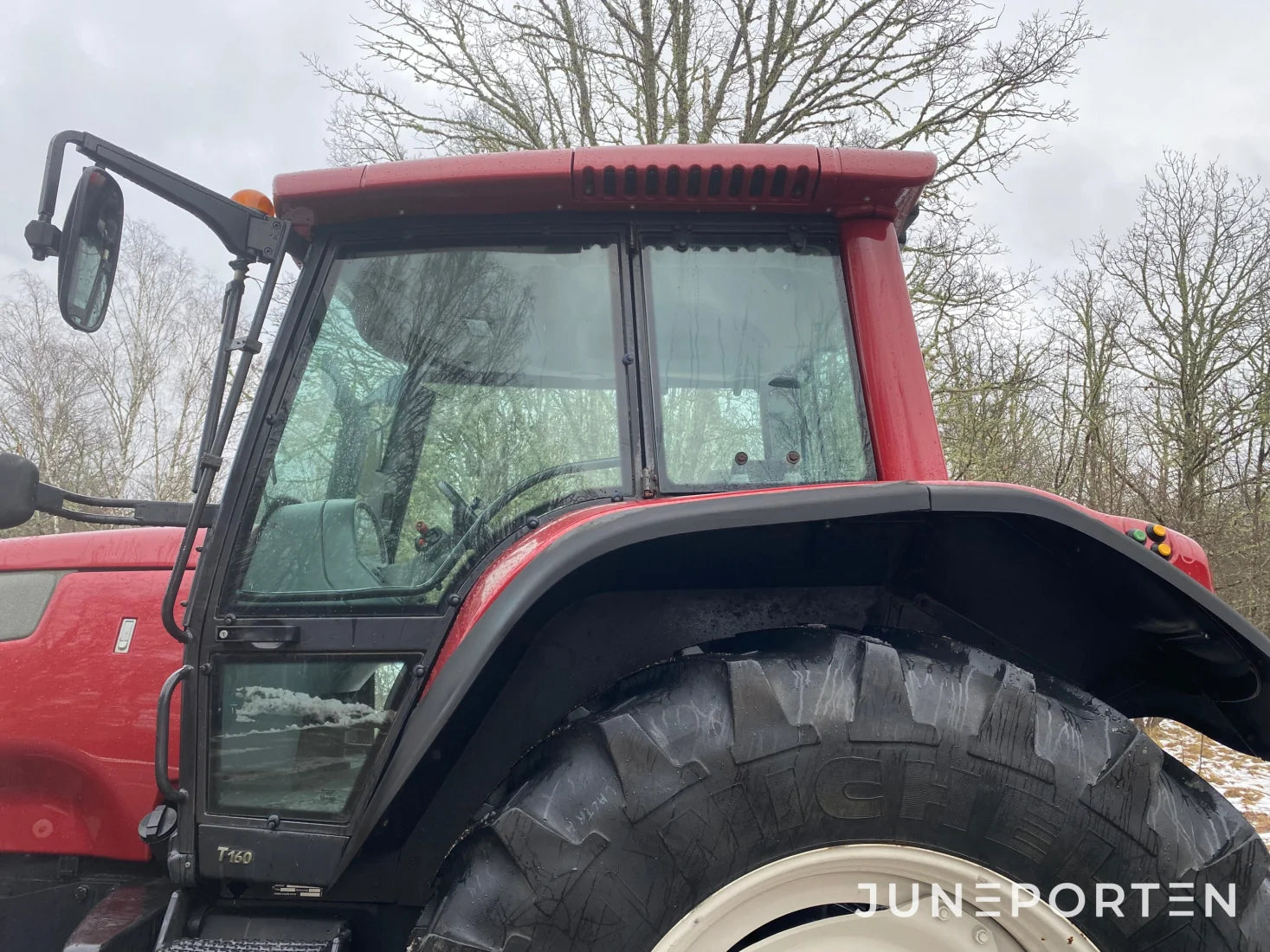 Valtra T160 med frontlyft